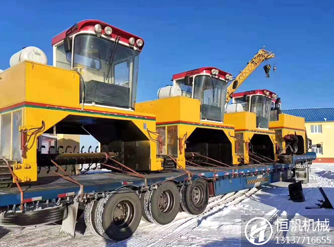 寒冷的冬季恒帆履帶翻拋機(jī)的到來為內(nèi)蒙古呼倫貝爾送來了“溫暖”(圖2) 履帶翻拋機(jī)