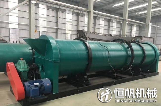 糞便有機(jī)肥肥料廠區(qū)建設(shè)與有機(jī)肥設(shè)備購買投資與收益(圖4) 有機(jī)肥料造粒機(jī)