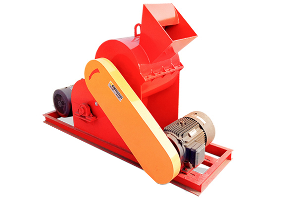 含濕度高的物料該如何制成生物有機(jī)肥料?有機(jī)肥設(shè)備生產(chǎn)專家有妙招(圖1) 高濕物料粉碎機(jī)