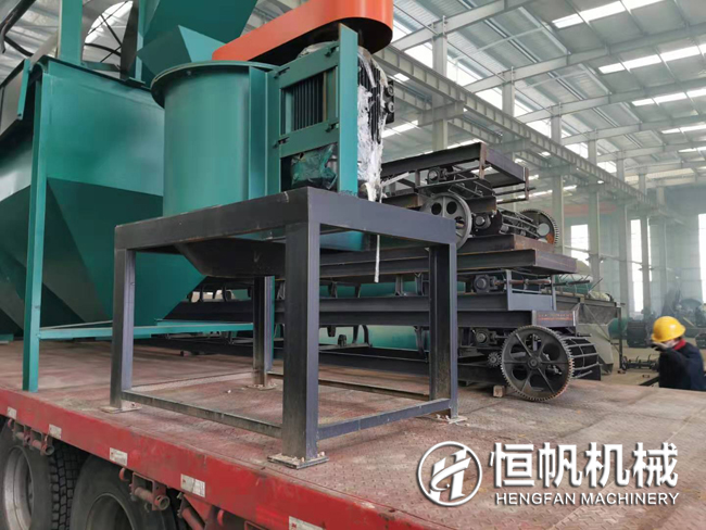 有機(jī)肥設(shè)備選購訂貨須知(圖1) 有機(jī)肥設(shè)備裝車發(fā)貨